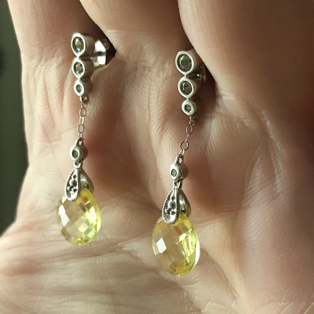 10k white gold earrings